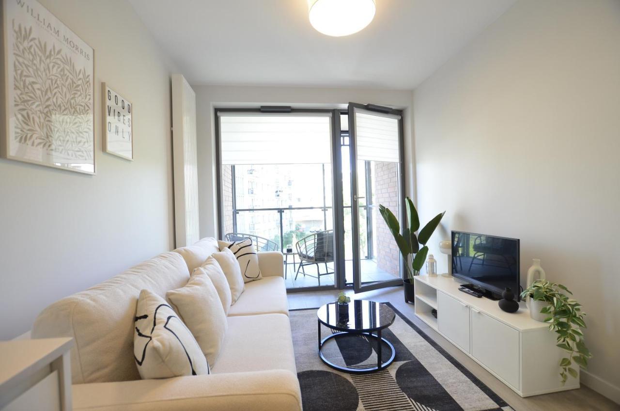 Green Estate Old Town Apartment, Private Parking, Balcony Гданьск Экстерьер фото
